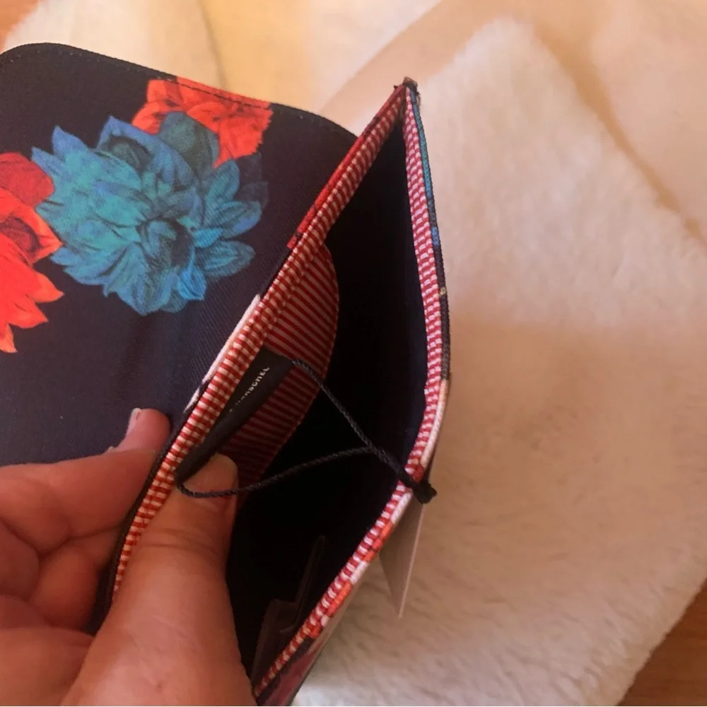 New Herschel Company IPad Carrier